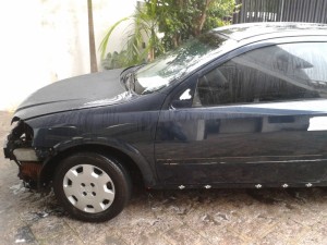 envelopamento preto fosco veiculo adesivado (20)  