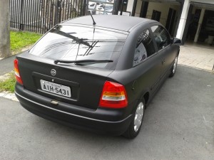 envelopamento preto fosco veiculo adesivado (42)  